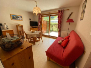 Appartement pied des pistes, 4 personnes, 1 chambre - MONT02